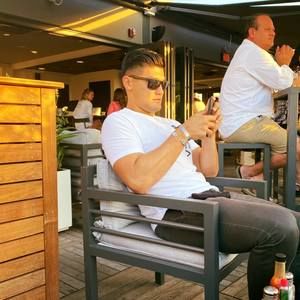 Meet your Posher, Andrew